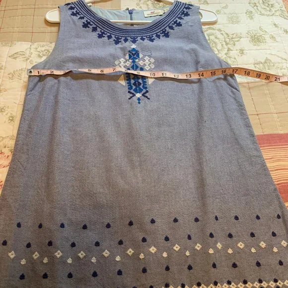 Embroidered Vineyard Vines Dress - Picture 1 of 3